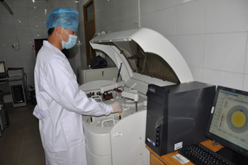 全自动生化分析仪用途重要性临床试验的性能指标