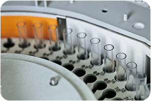 生化分析仪厂家山东国康生产的仪器样品系统